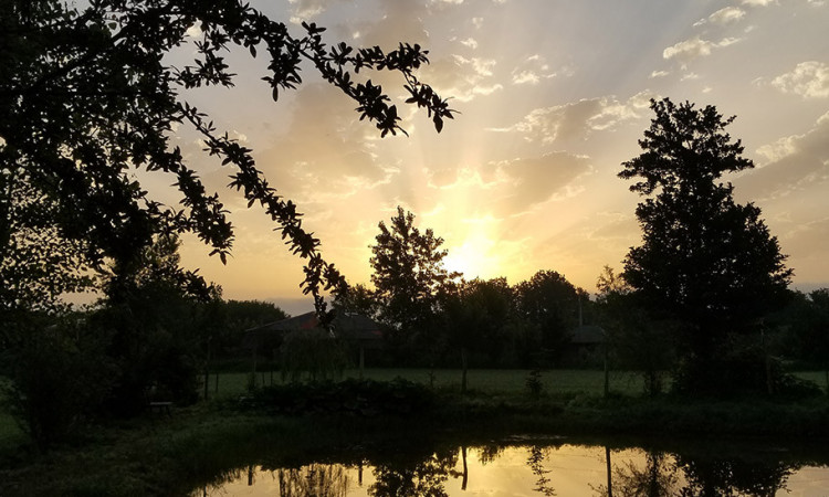 رزرو بومگردی گیل هاوس(شاهنشین)