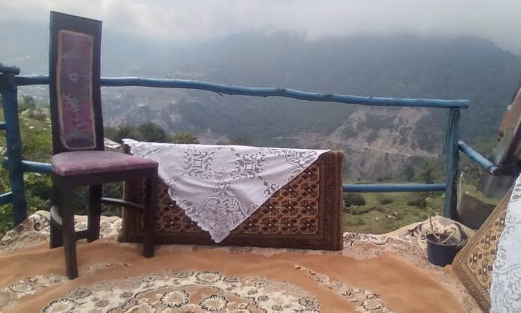 رزرو کلبه جنگلی دیزین لاویج