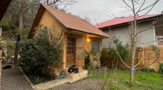 اقامتگاه بومگردی جانا کلبه پرستو