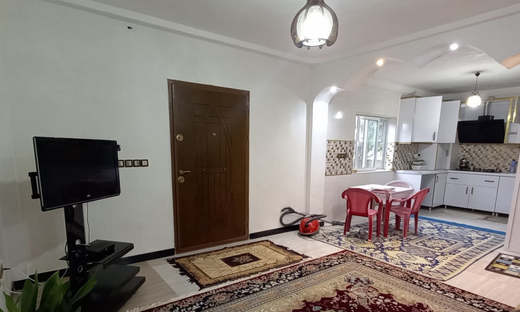 اجاره ویلا دو خواب حیاط دار سرسبز صدیقی