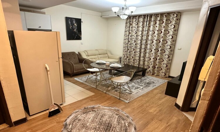 اجاره تك خوابه هيرمند چسبيده به بازار مرواريد