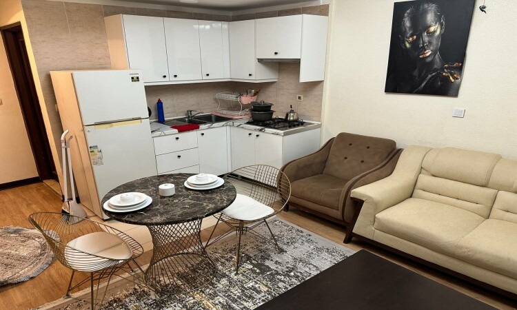 اجاره تك خوابه هيرمند چسبيده به بازار مرواريد