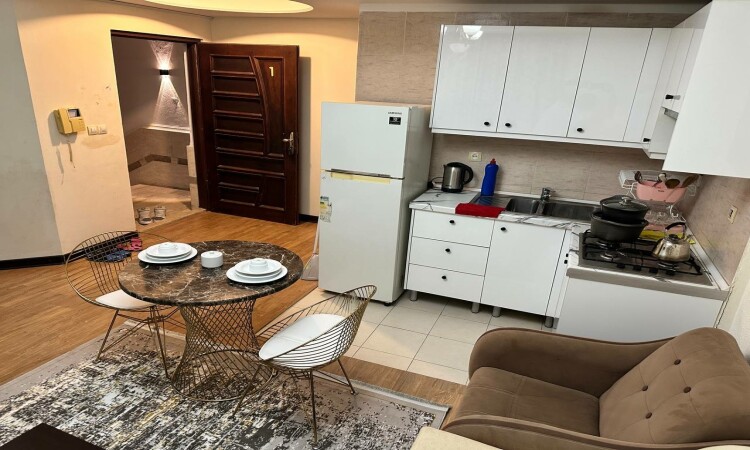 اجاره تك خوابه هيرمند چسبيده به بازار مرواريد