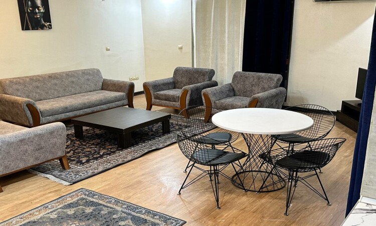 اجاره دوخوابه هيرمند2 چسبيده به بازار مرواريد