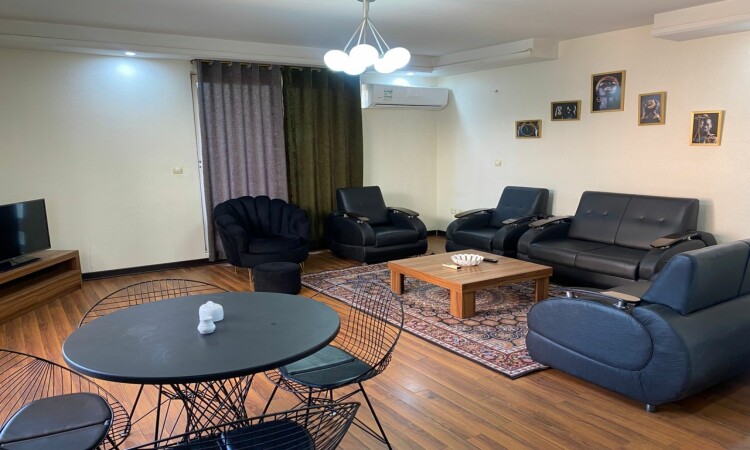 اجاره دوخوابه هيرمند3 چسبيده به بازار مرواريد