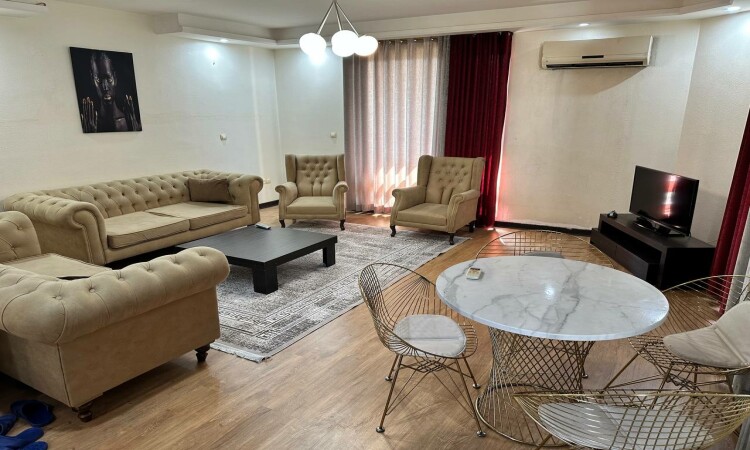 اجاره دوخوابه هيرمند4 چسبيده به بازار مرواريد