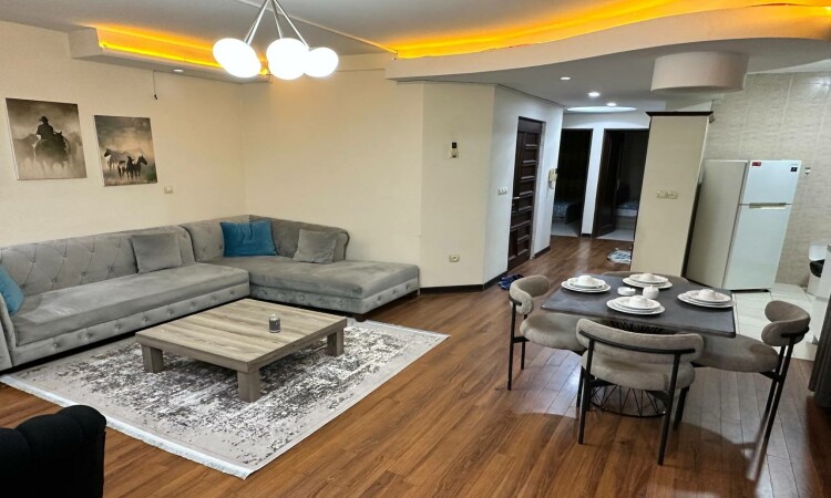 اجاره دوخوابه هيرمند5 چسبيده به بازار مرواريد