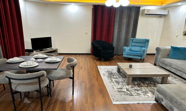 اجاره دوخوابه هيرمند5 چسبيده به بازار مرواريد