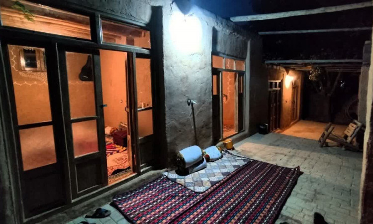 رزرو بوم گردی گل محمد اتاق اتابکی سمیرم روستا سیور