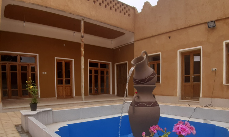 اقامتگاه ماه صنم دربست