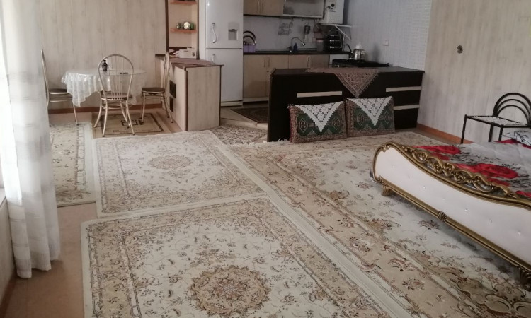 ویلا طبقاتی دو تراسه حیاط دربست