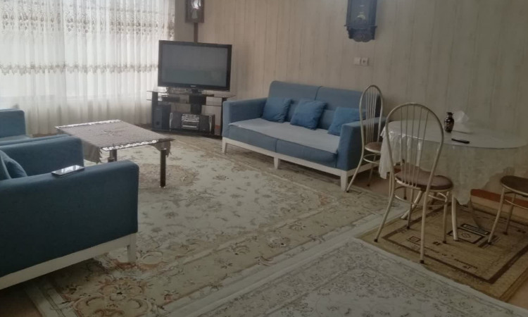 ویلا طبقاتی دو تراسه حیاط دربست