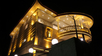 اول فيلا بحمام سباحه للايجار في دوحزار تنكابون