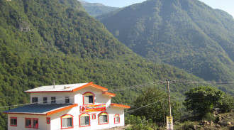 هتل آپارتمان پگاه دوهزار تنکابن_ واحد 4