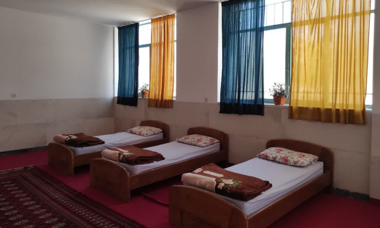مهمانسرا ستاره ونک (سویت 4 نفره )