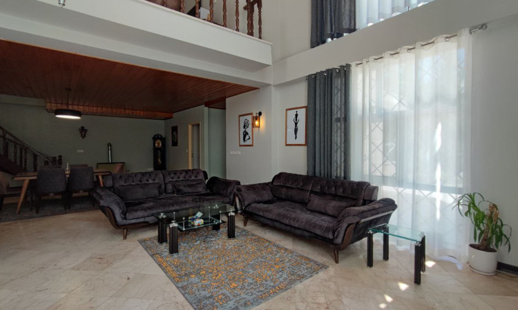 اجاره عمارت لوکس جنگلی تریبلکس ارغوان