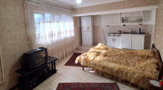 سوئیت بدون اتاق در مرکز شهر همدان