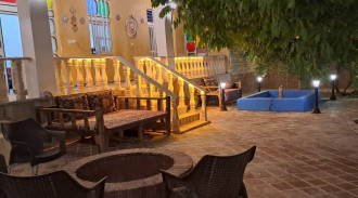 بوگردی خانه کاج واحد فیروزه