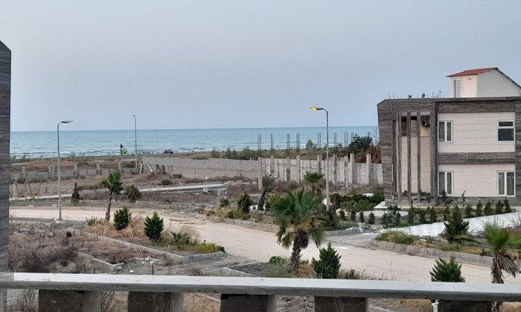 فيلا شاطئية من 4 غرف نوم في نظام