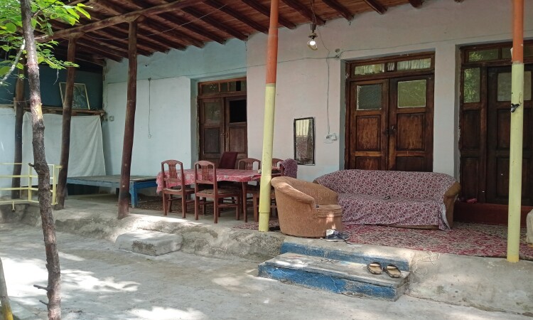 اجاره سوئیت سنتی سرسبز چشمه