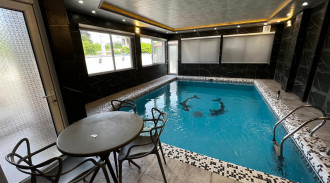 فيلا دوبلكس على شاطئ المحياد مع مسبح