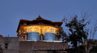 تاج محل طريق زيانده 2