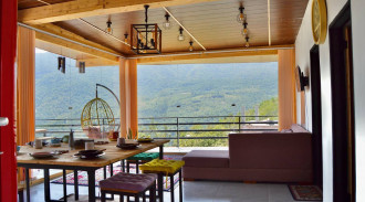 ویلا چوبی شیشه ایی رامیان - طبقه دوم