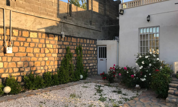 اجاره عمارت دوبلکس استخردار آکو با ویو کوهستانی