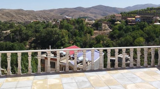 فيلا مع مسبح ماء ساخن