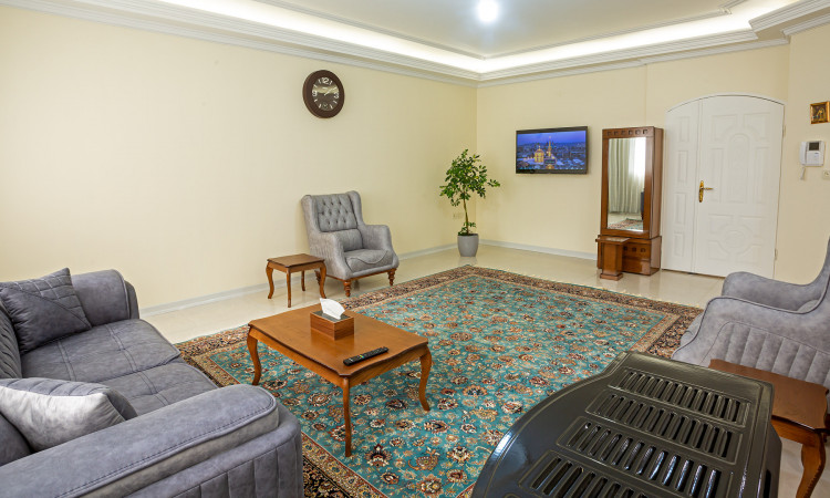 اجاره آپارتمان 2 خواب پارکینگ دار در خیابان امام رضا (1/3)