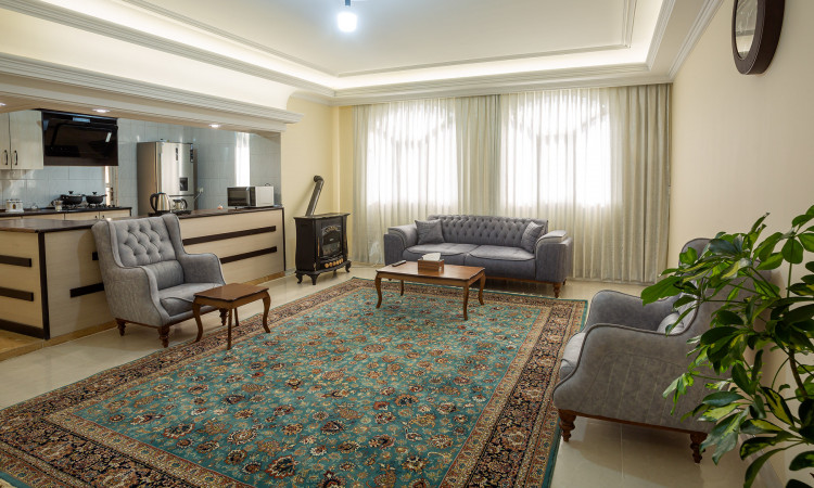 اجاره آپارتمان 2 خواب پارکینگ دار در خیابان امام رضا (1/3)
