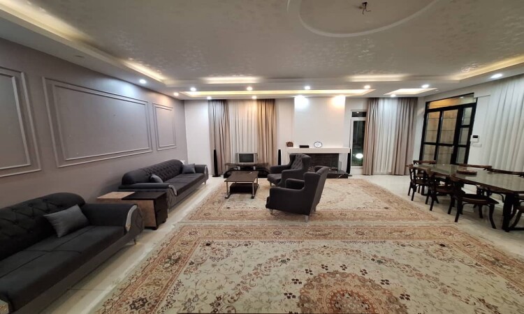 ویلا استخر آبگرم سرپوشیده شهریار