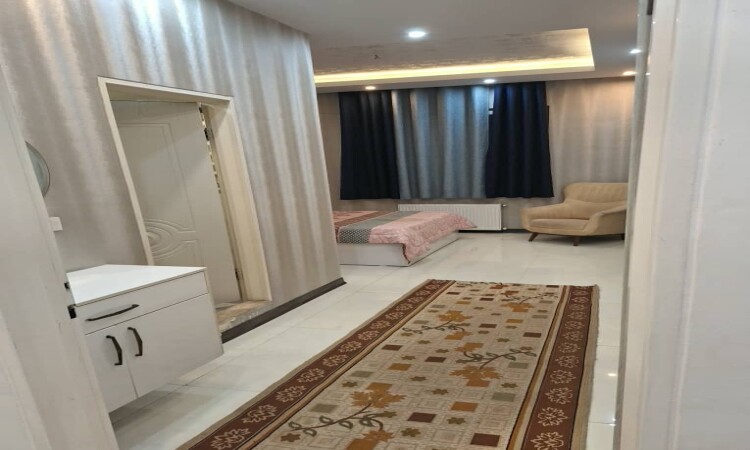 ویلا استخر آبگرم سرپوشیده شهریار