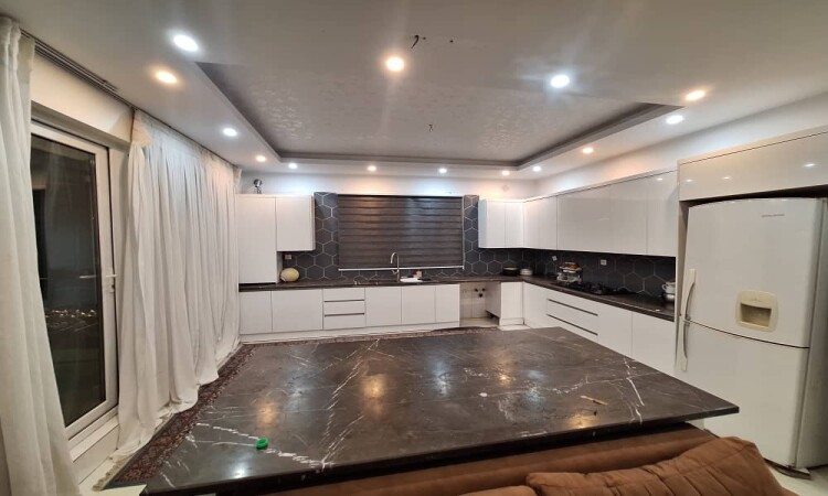 ویلا استخر آبگرم سرپوشیده شهریار