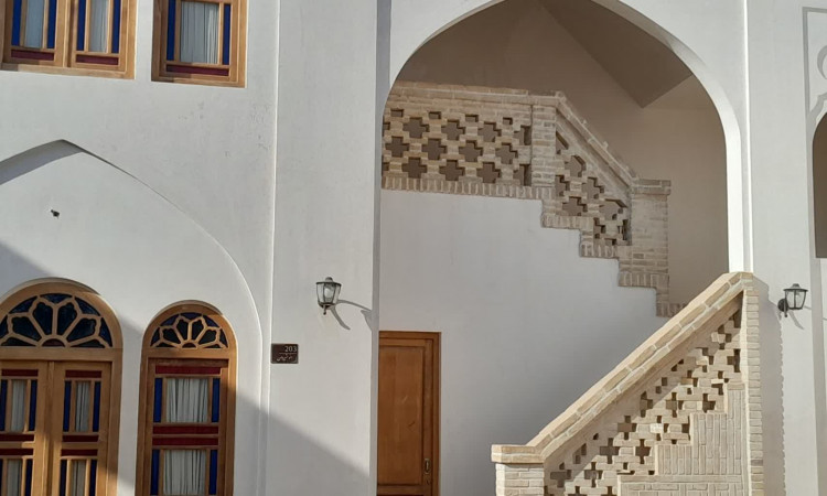 اقامتگاه عمارت شاه نشین302