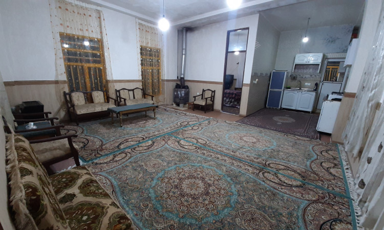 باغ ویلای دنج در دل کوه با طبیعت بکر