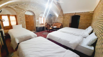 فندق سوق جهار التقليدي (وحدة رستم)