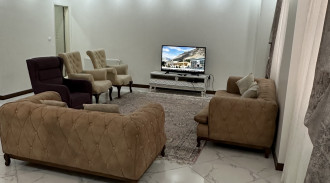 آپارتمان دو خوابه شیک و لوکس و فول امکانات یادگار