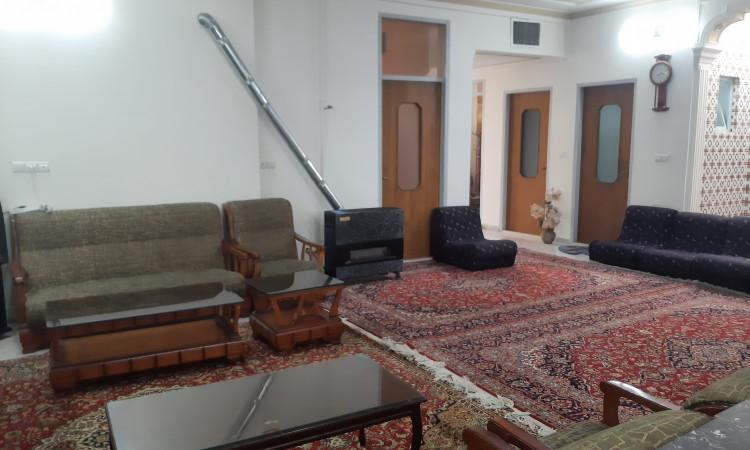 ویلا دربستی حیاط دار با پارکینگ