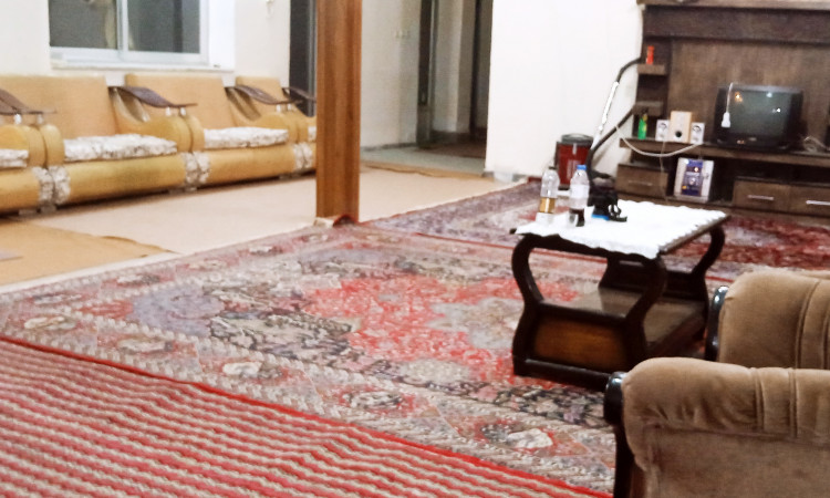 ویلای ساحلی زاینده رودقوی سفید