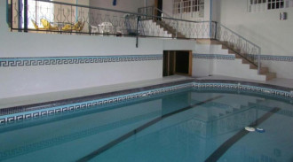 فيلا بمسبح الحرم الجامعي