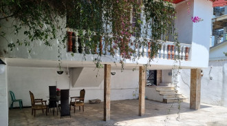 ویلا دوبلکس حیاط دار لب دریا