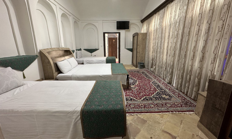 هتل سنتی کهن کاشانه (چهارتخته)