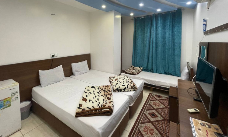 مهمانپذیر محسن (اتاق سه تخته 205)