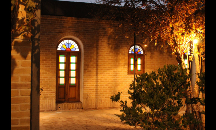 رزرو اقامتگاه بومگردی طُرفه(اتاق گلیم)