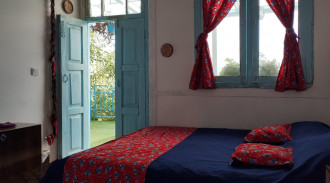 رزرو بوم‌گردی ساسنگ اتاق شمشاد