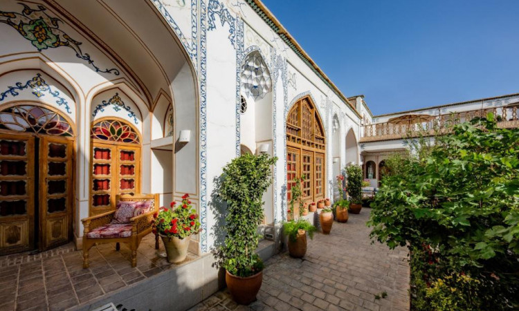 رزرو هتل سنتی اصفهان (اتاق دو تخته)