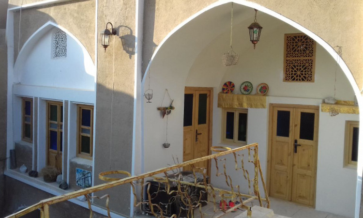 اجاره اقامتگاه بومگردی مسین بابا-اتاق دست کند
