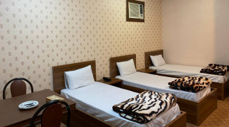 رزرو اتاق سه تخته آزاد