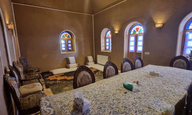 رزرو بوم گردی حوض خانه
